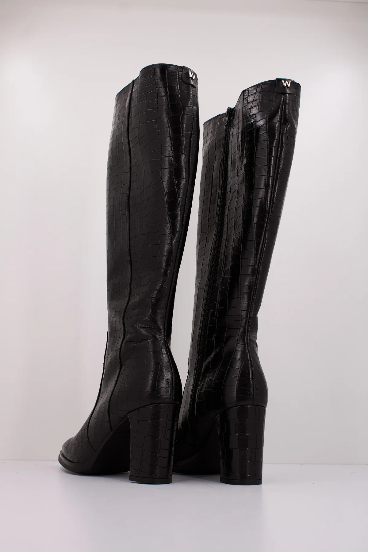 1000139788 - Image 4
