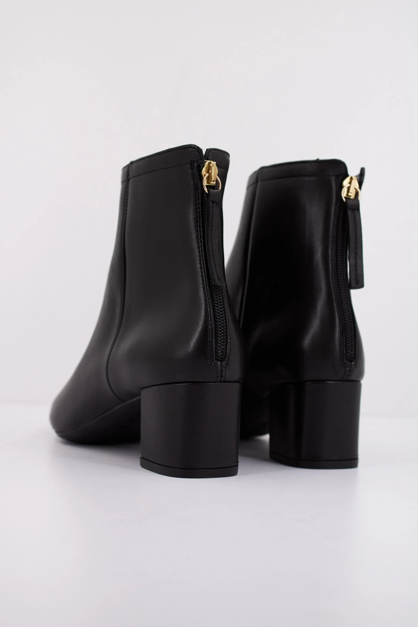 1000127656 - Image 4