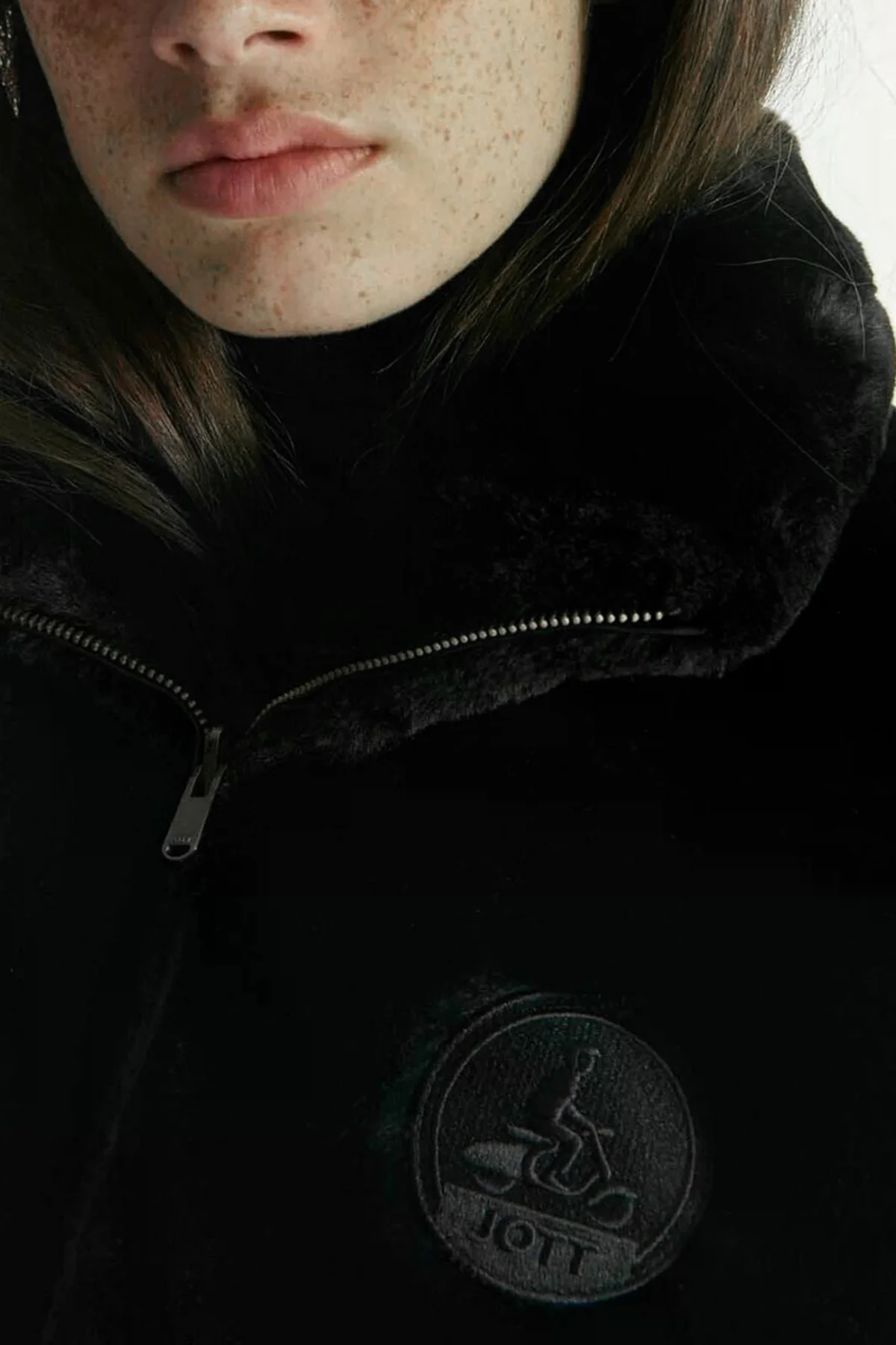 1000137395 - Image 3