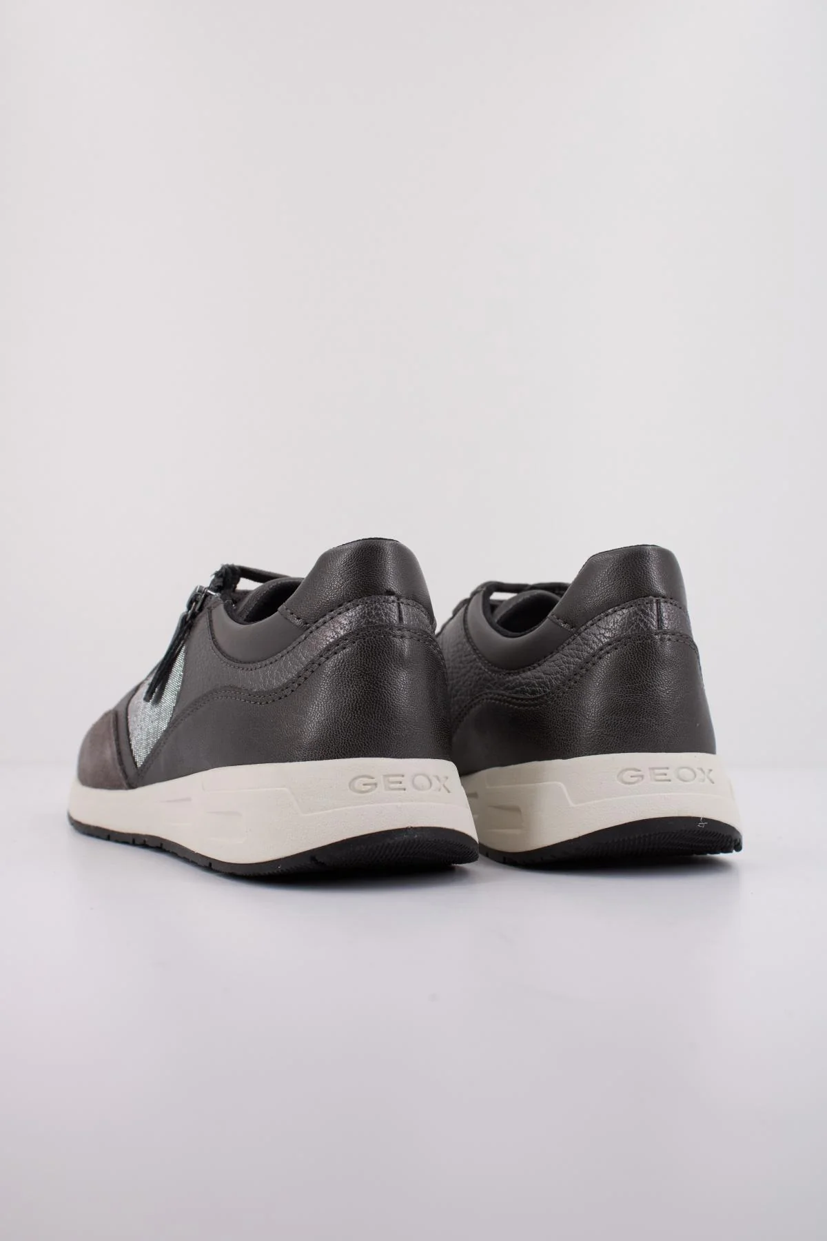 1000138971 - Image 4